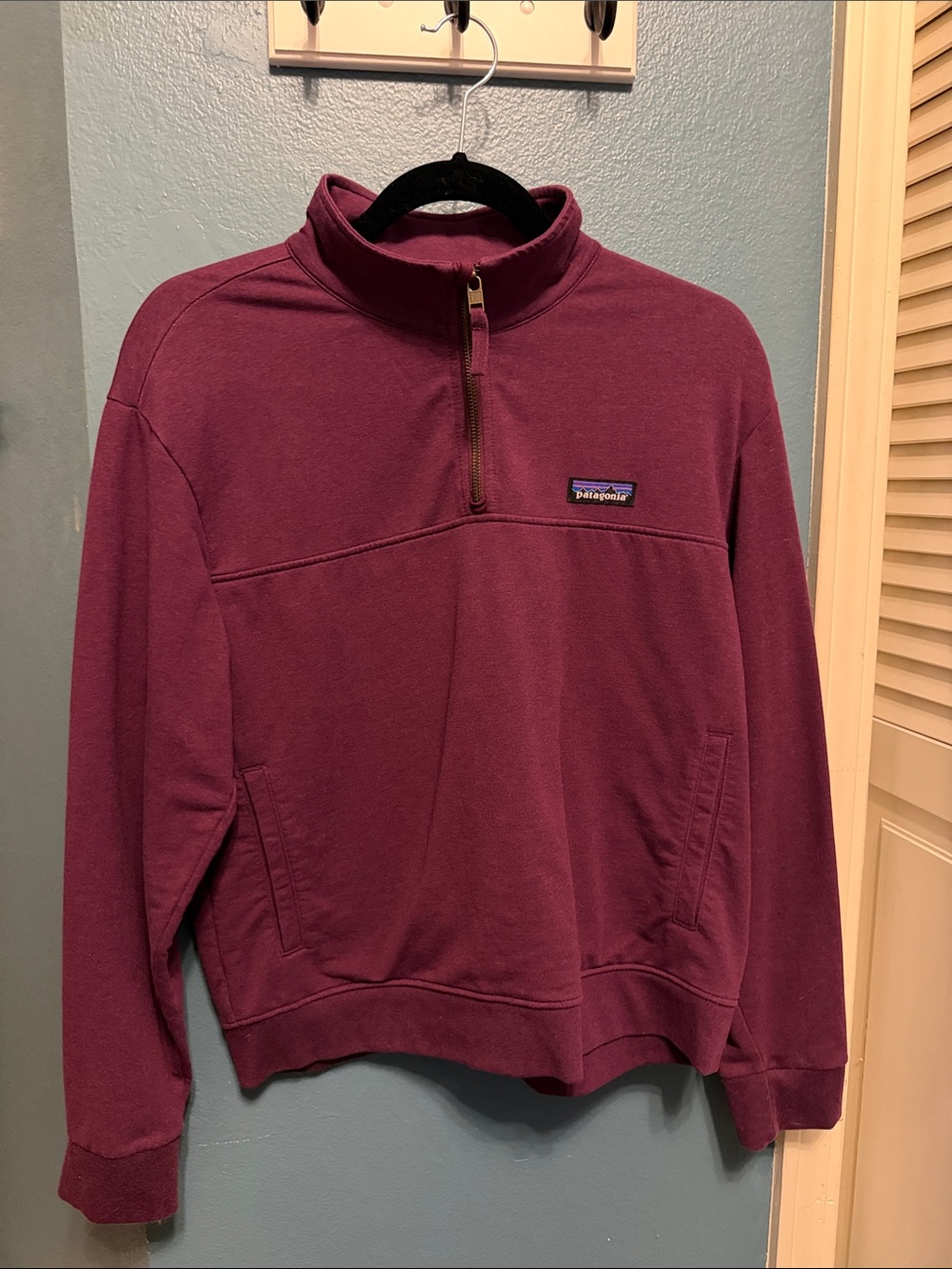 Patagonia Women’s Ahnya Quarter-Zip Pullover size Medium - Plum